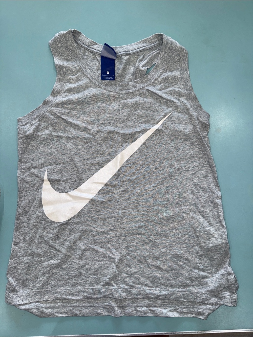 Nike Women’s Light Gray Tank Top Small